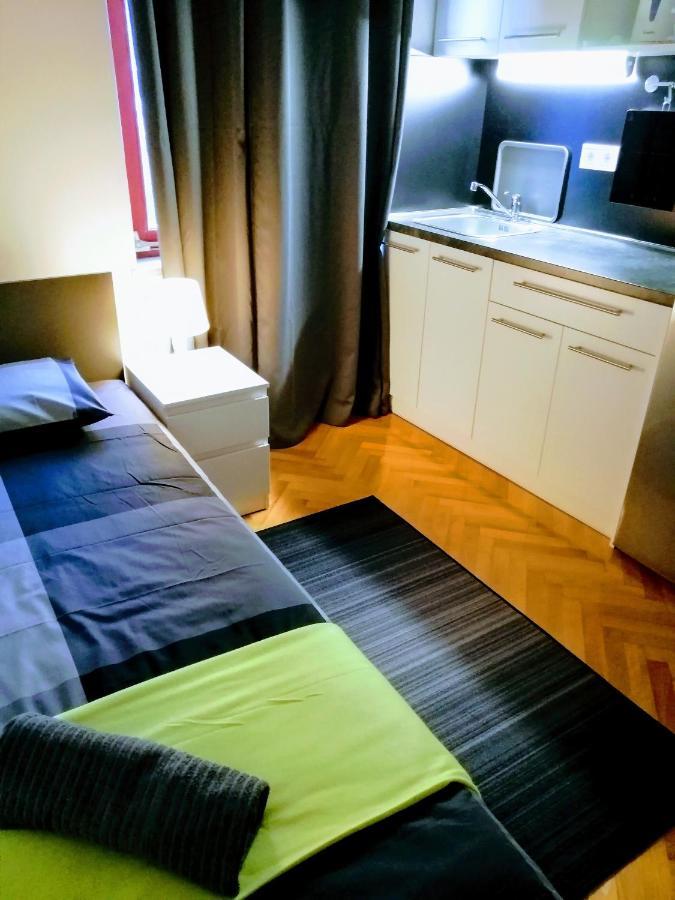 Pula Center Arena Belvedere Apartments And Rooms Екстер'єр фото