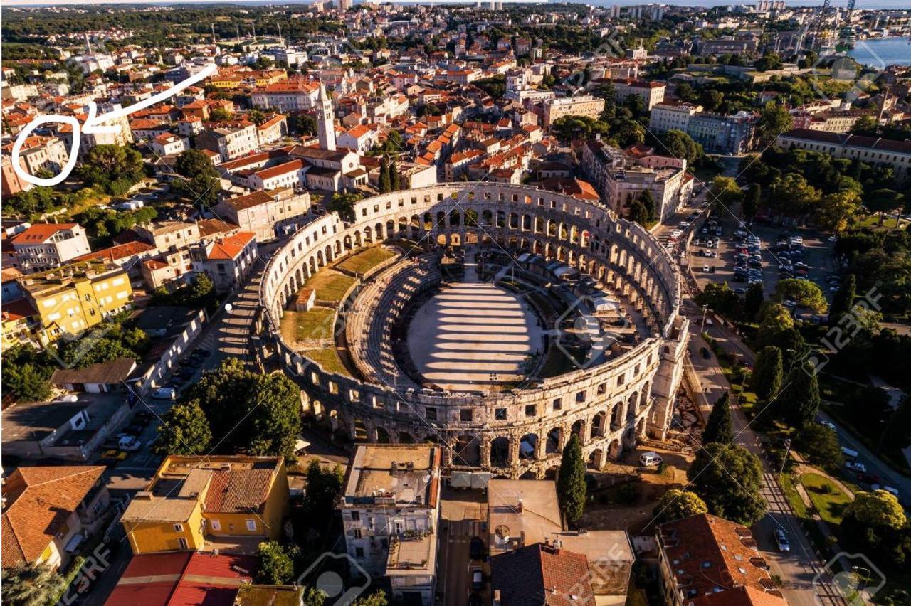 Pula Center Arena Belvedere Apartments And Rooms Екстер'єр фото
